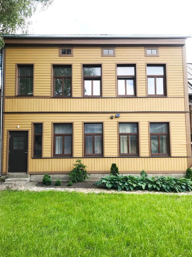 Apartamenti Starp Krastiem Liepāja Екстериор снимка