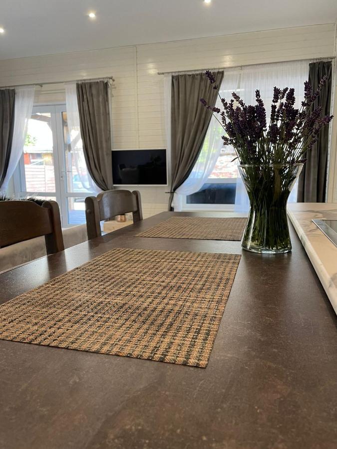 Apartamenti Starp Krastiem Liepāja Екстериор снимка